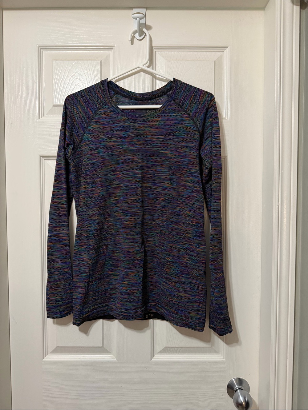 Lululemon athletica swiftly tech long sleeve size 8 euc